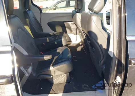 2020 Chrysler Pacifica Touring L из США, поврежденный, VIN 2C4RC1BG4LR106900